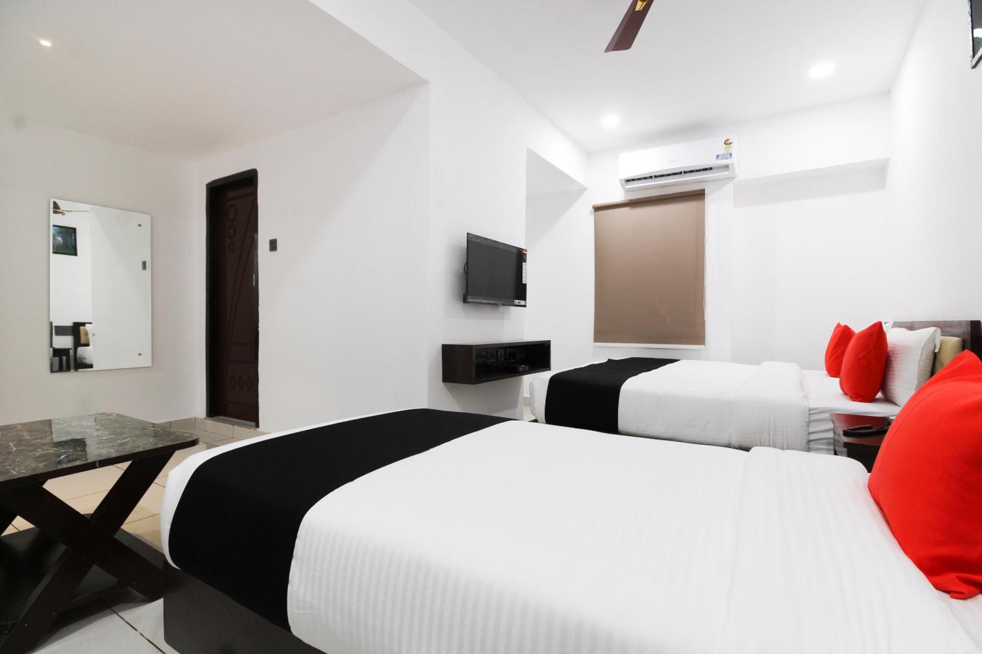Super Mythri Hotel Near By Ecil, As Rao Nagar, Sainikpuri Maula Ali Luaran gambar