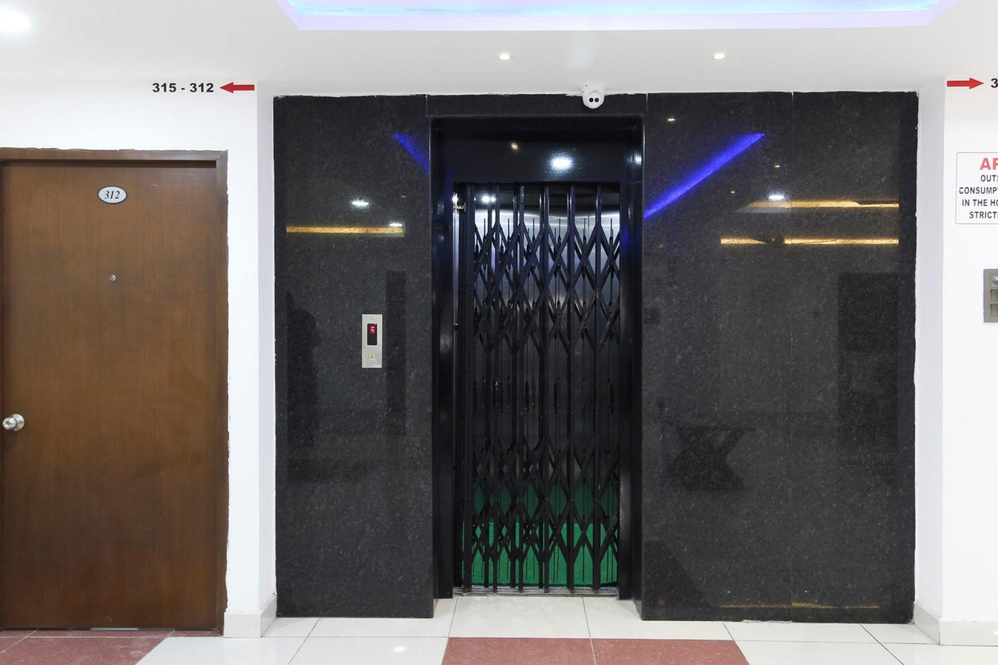 Super Mythri Hotel Near By Ecil, As Rao Nagar, Sainikpuri Maula Ali Luaran gambar
